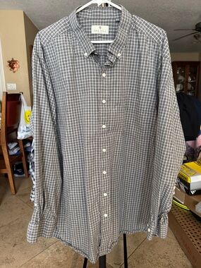 Men’s Gray Windowpane Button-Down Shirt